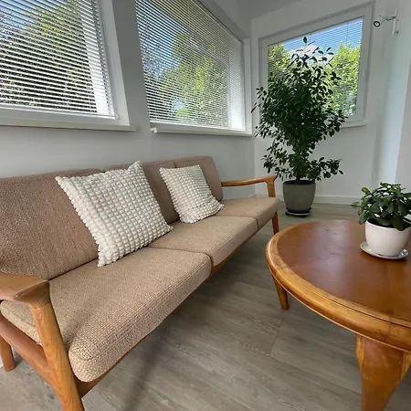 Offene Mit Zwei Einzelbetten Und Schlafzimmer Mit Doppelbett Apartment