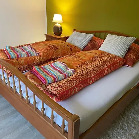 Апартаменты Offene Mit Zwei Einzelbetten Und Schlafzimmer Mit Doppelbett *